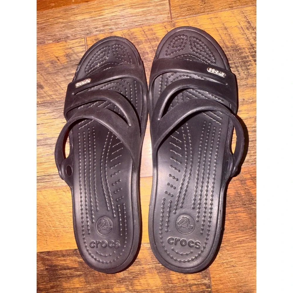 Crocs Patricia Black Wedge Strappy Sandals Women's Size 8 Comfort Casual Summer